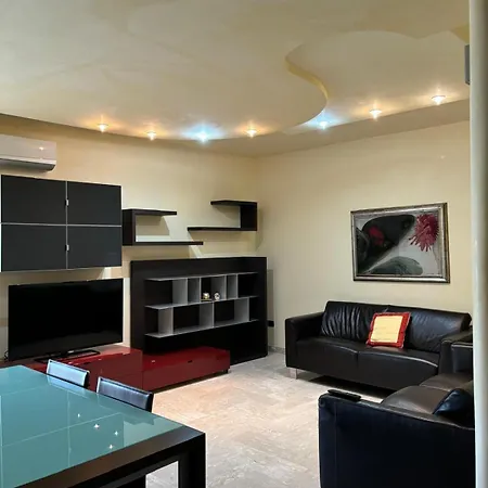 Almar Apartmán *